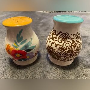Pioneer Woman Salt and Pepper Shakers